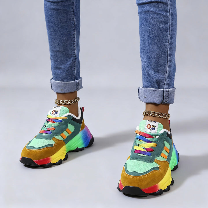 Sportiga damsneakers, lätta & stötdämpande för aktiva dagar. Komfortskor för promenader & träning.