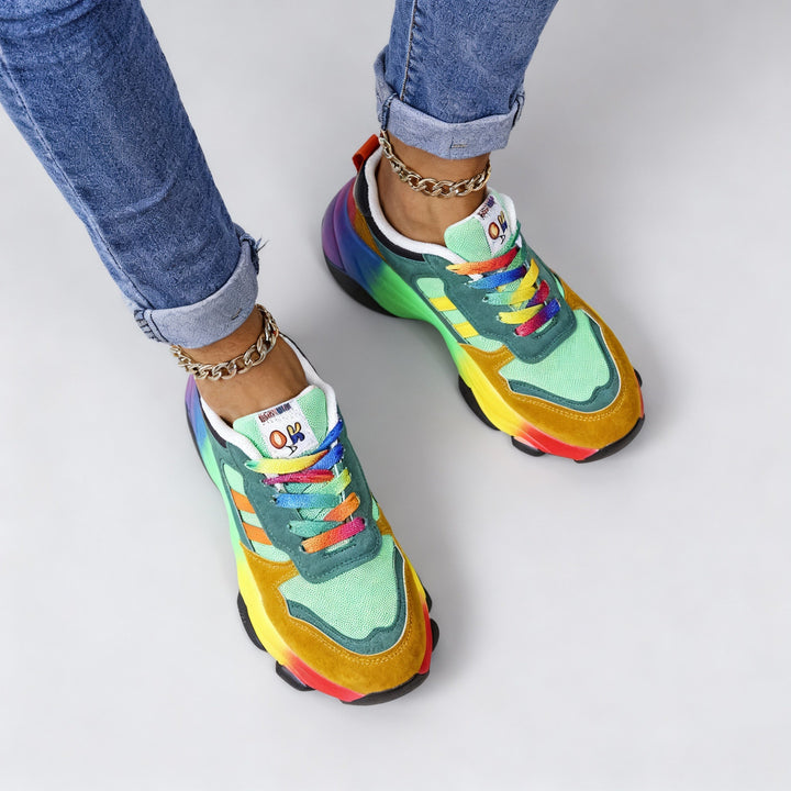 Damsneakers för ultimat komfort. Stötdämpande vardagsskor med fotstöd, perfekt för långa dagar.