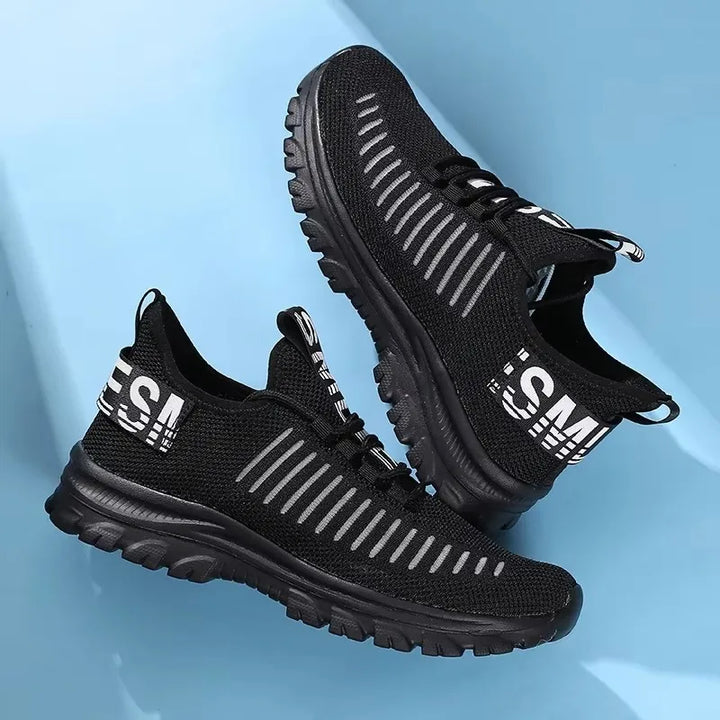 Herr sportskor i lättviktsdesign, andningsbar mesh för löpare som söker komfort och prestanda.