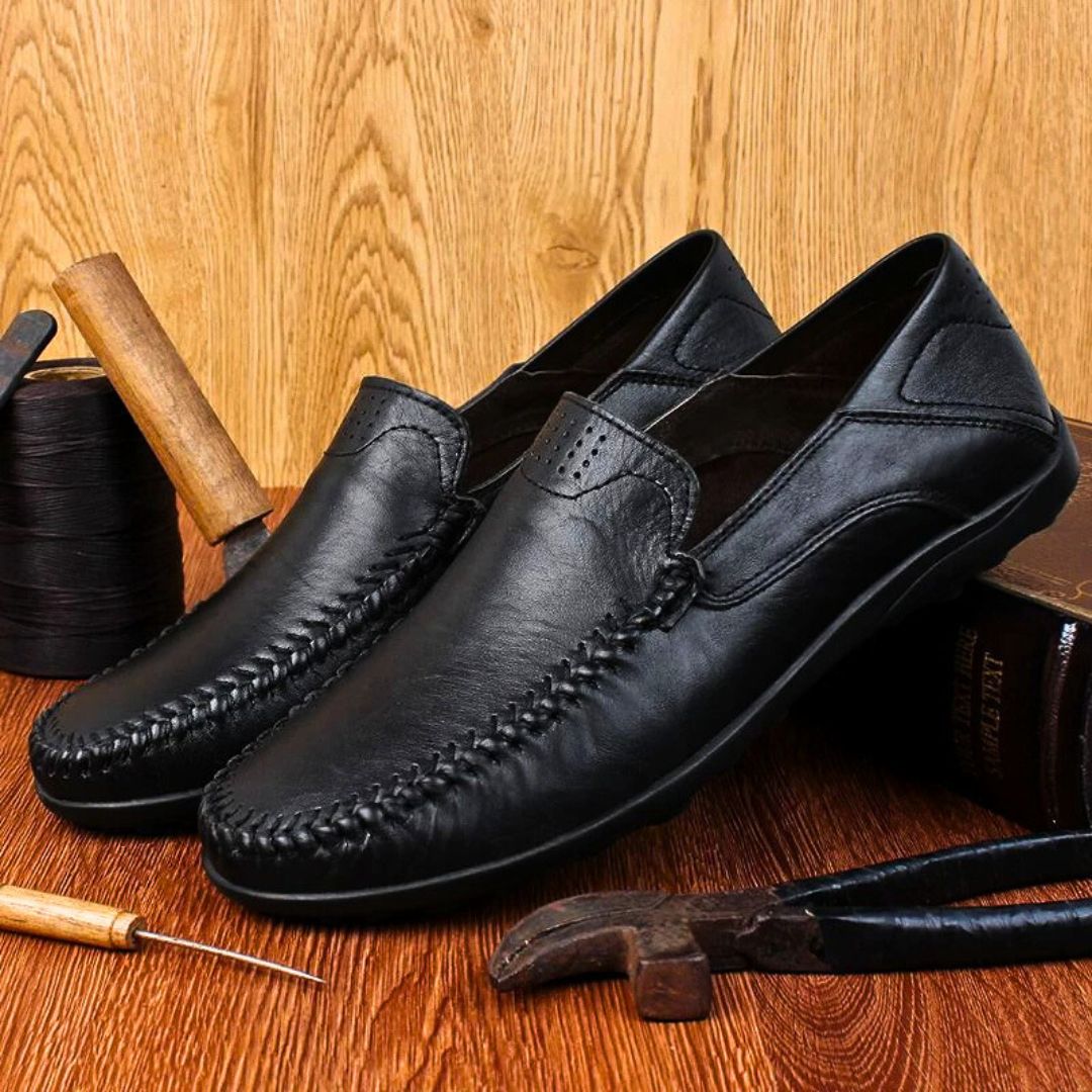Slip-on herr loafers för snabb påklädning. Bekväma, lätta och eleganta vardagsskor.