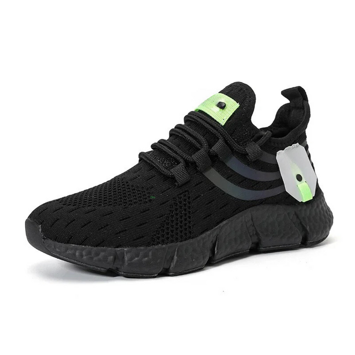 Ett par andningsaktiva damjoggingskor. Lätta och bekväma sneakers, perfekta för träning, promenader & fritid.