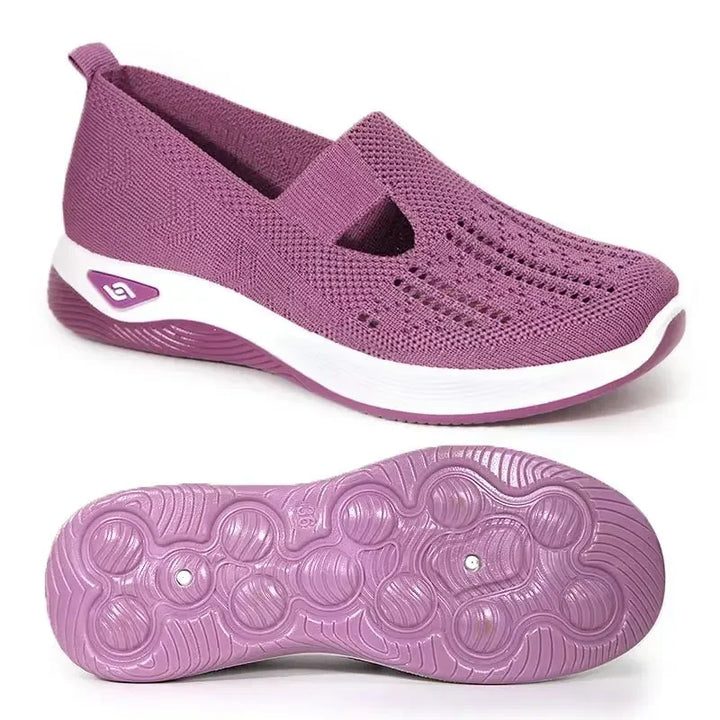Kvinnors vita slip-on sneakers med stöd och ultimat komfort. Lätta och bekväma vardagsskor.
