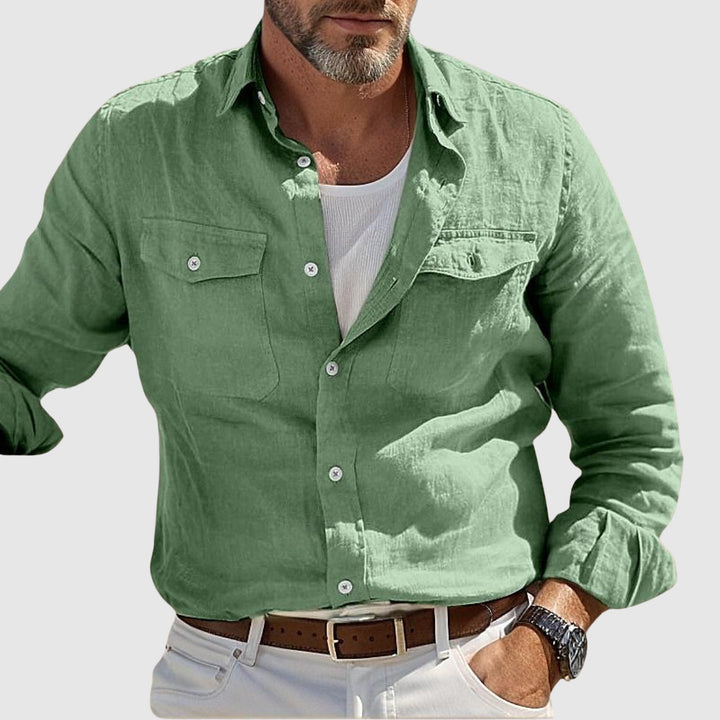 Sval herrskjorta i linne för avslappnad look. Lättviktig och bekväm sommarskjorta med stil.