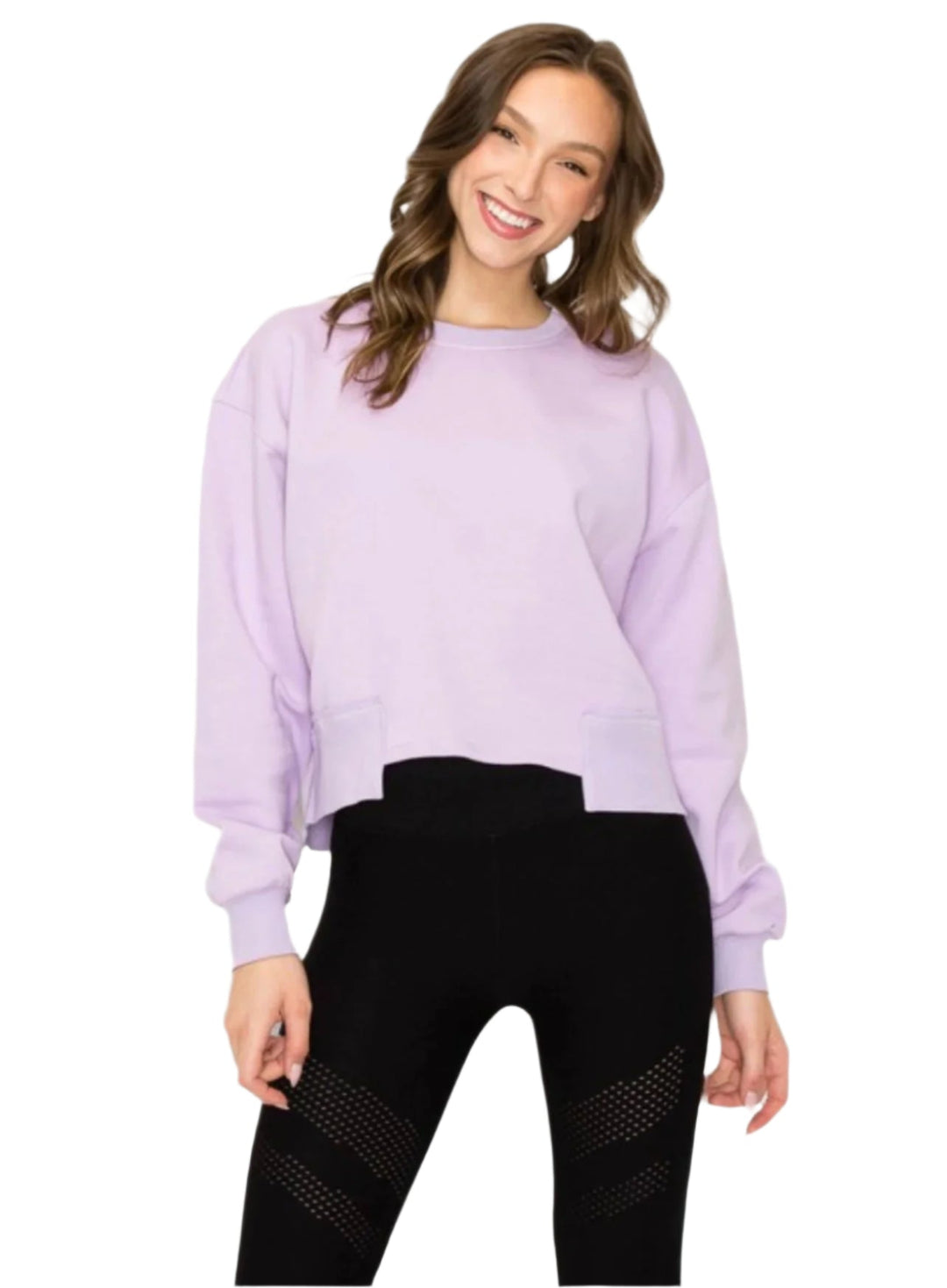Lila oversized sweatshirt för damer i kort modell. Bekväm och trendig damtröja för avslappnad vardagsstil.