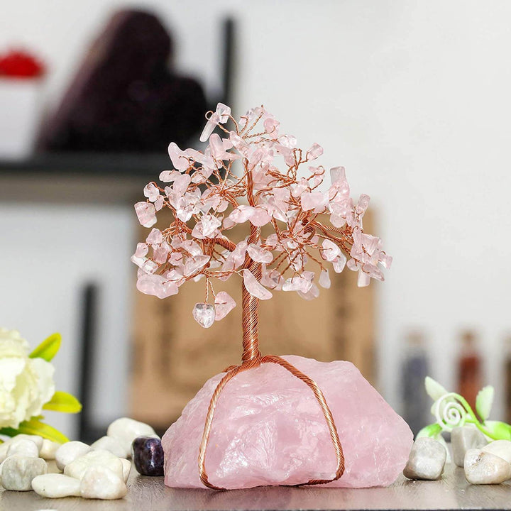 Glittrande Livets Träd Kristallbonsai som en vacker heminredningsdetalj, inspirerar till positivitet.