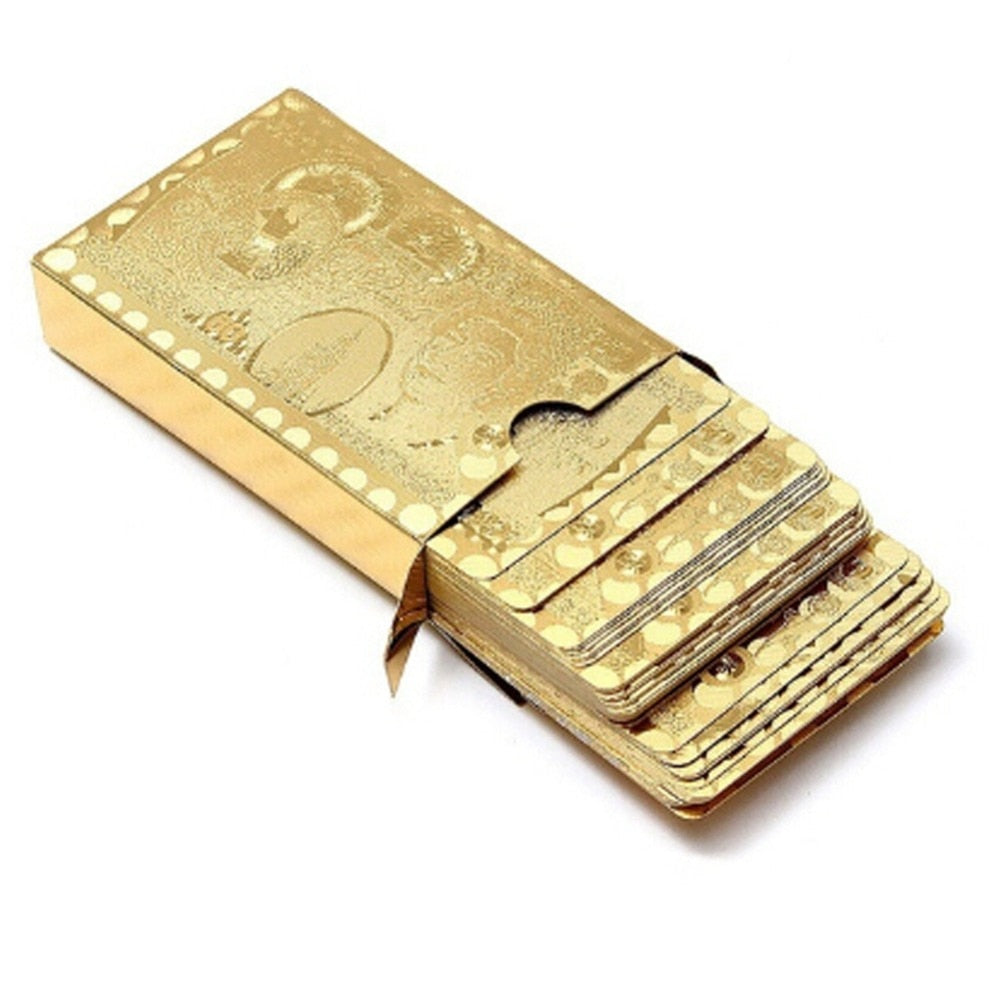 Vattentåliga spelkort i guld, detaljbild på ett ess, lyxig och hållbar pokerlek.