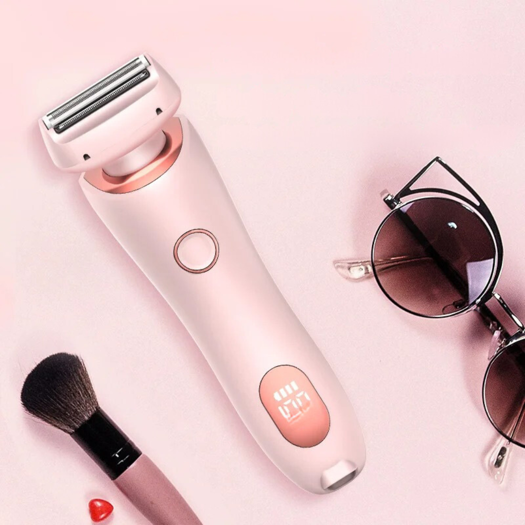 Portabel epilator i en resväska, perfekt för skönhet på resande fot.