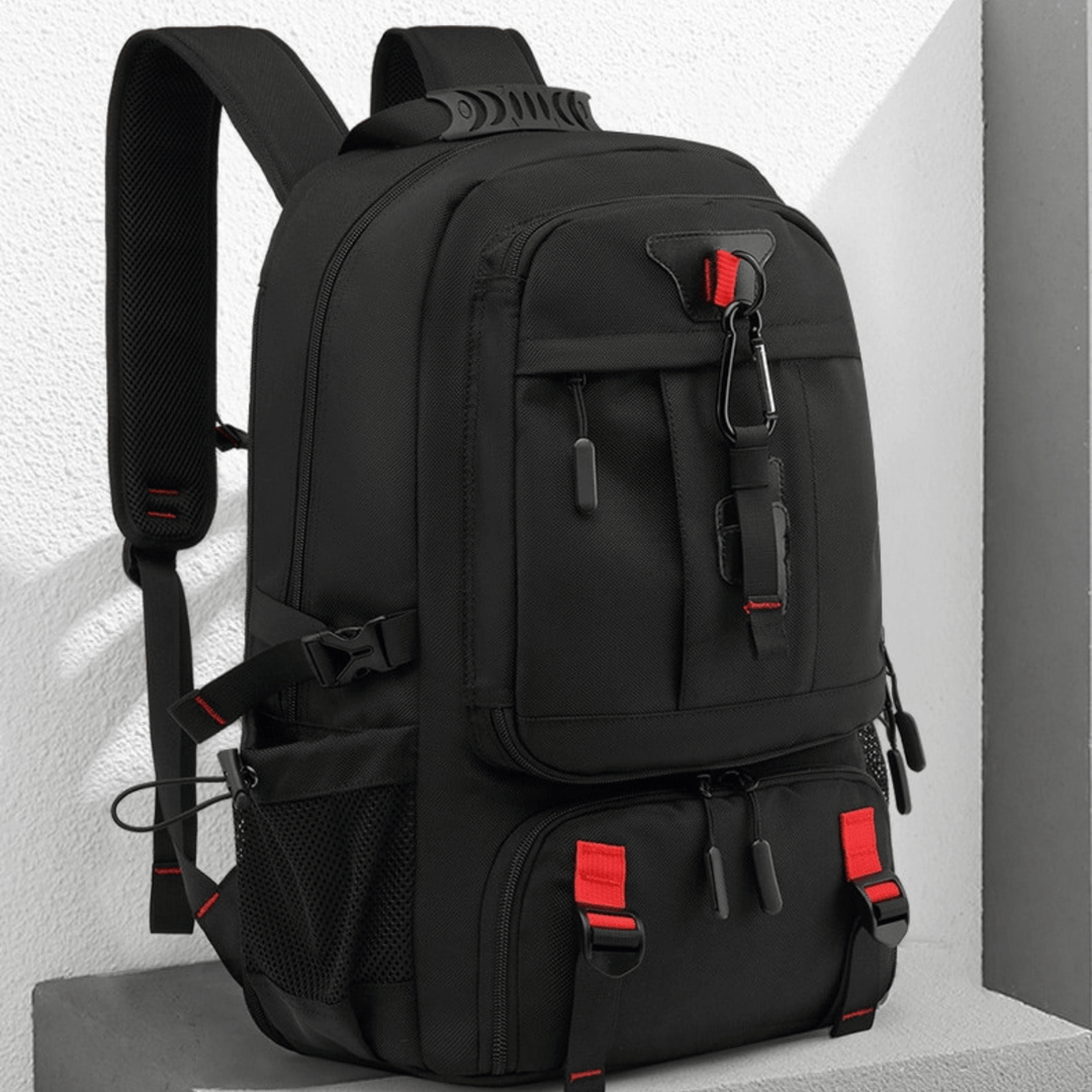 Unisex 50L ryggsäck med laptopfack & USB-laddning. Perfekt som resväska eller sportväska.