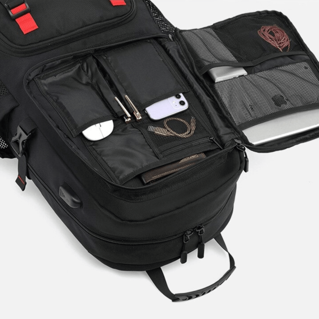 Modern reseryggsäck 50L i unisex design. Idealiskt för weekendresor, med gott om förvaring.