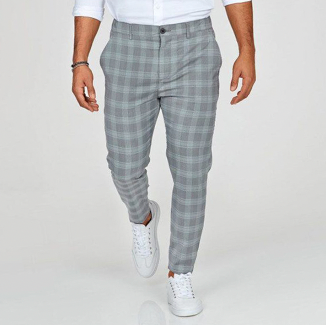 Moderna blå herrbyxor med unik design för en snygg och bekväm look. Stiliga byxor som passar både casual och fest.