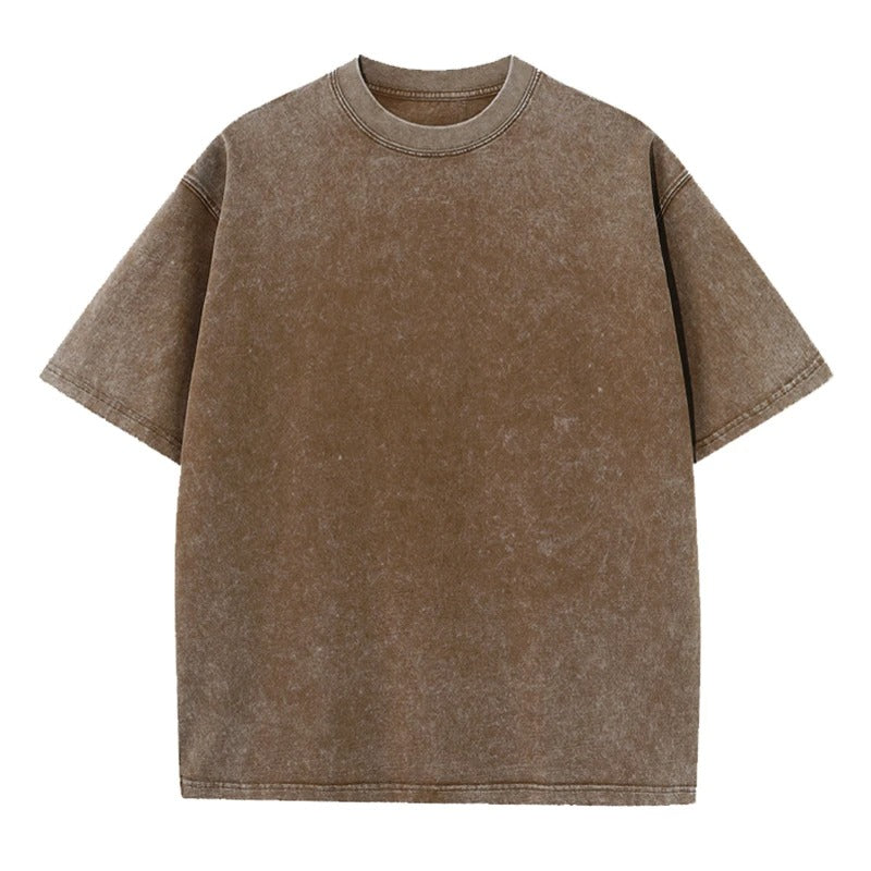 Stilren oversize herr t-shirt i modern design. Perfekt för streetwear och en trendig vardagsstil.