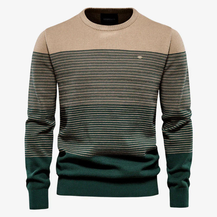 Stilfull stickad randig herrtröja för höst- och vårmode, erbjuder både komfort och modern design.