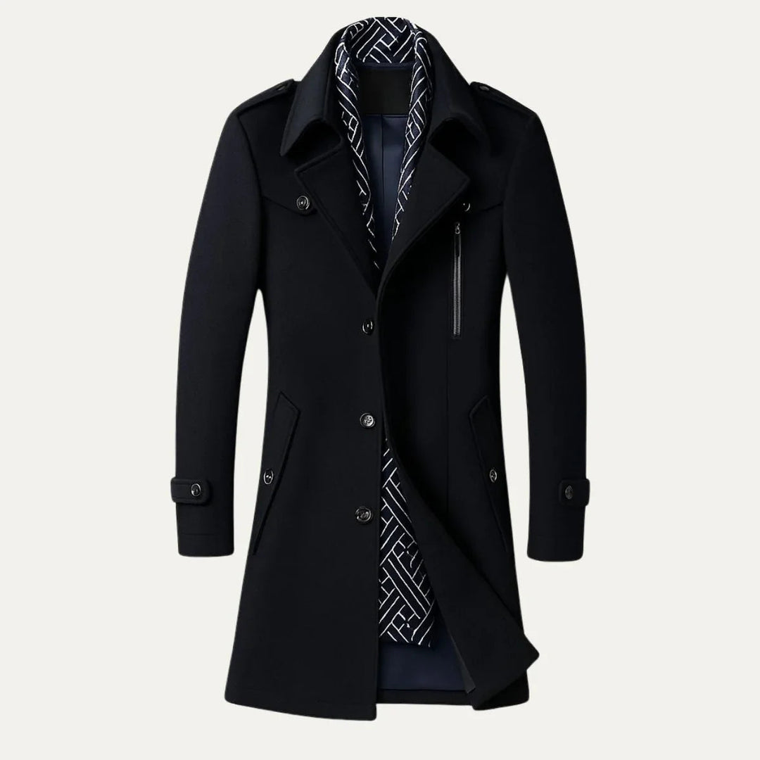 Elegant herrkappa, skräddarsydd för en sofistikerad look. Idealisk höst- och vinterjacka.