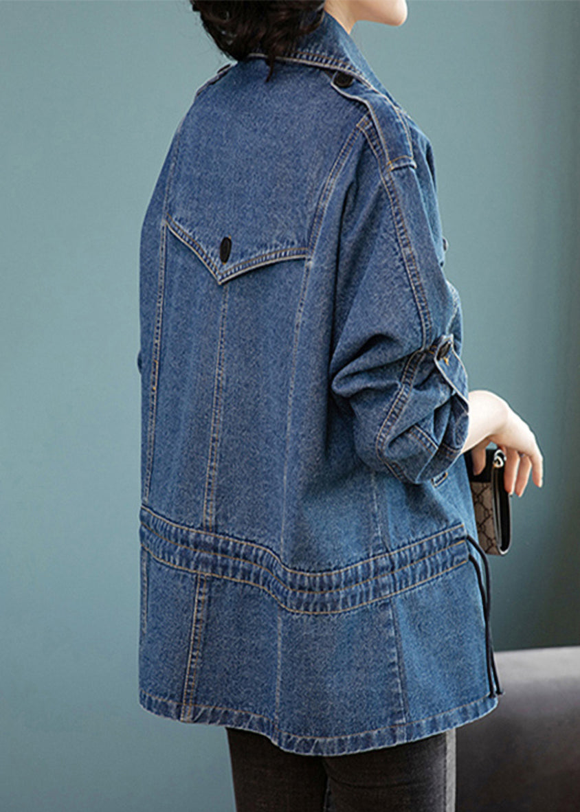 Unik patchwork jeansjacka för kvinnor med Peter Pan-krage, ger en bekväm och modern vardagsstil.