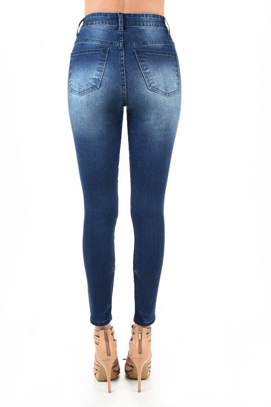 Stilfulla mörkblå damjeans med hög midja, skinny passform och unika moto-inslag i denim.