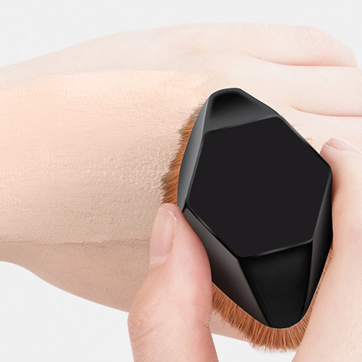 Elegant diamantborste, mångsidig kosmetikborste för foundation, puder och kräm. Felfri sminkborste.