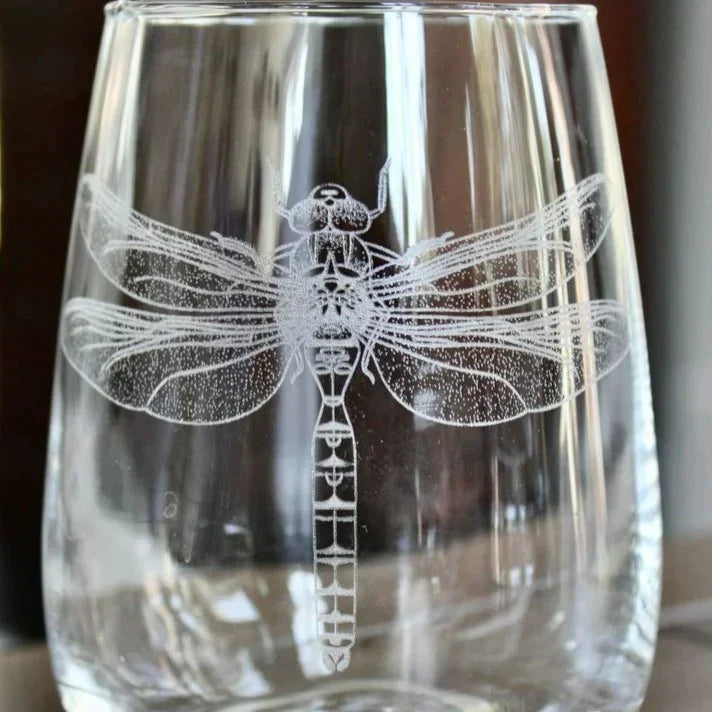 Hantverkspenna för detaljerad gravyr på sten, trä, glas och läder. Ett konstverktyg för unika dekorationer.