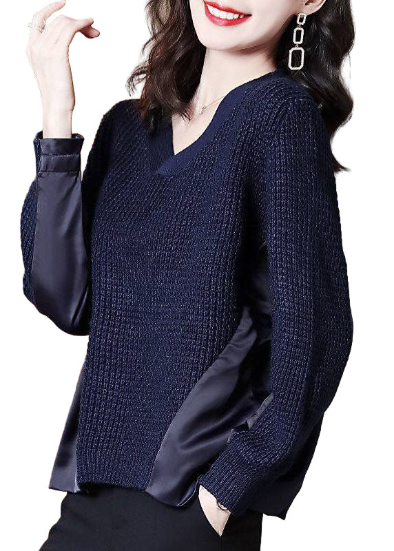 Marinblå asymmetrisk pullover för kvinnor med stilrent patchwork, perfekt för bekvämt vintermode.