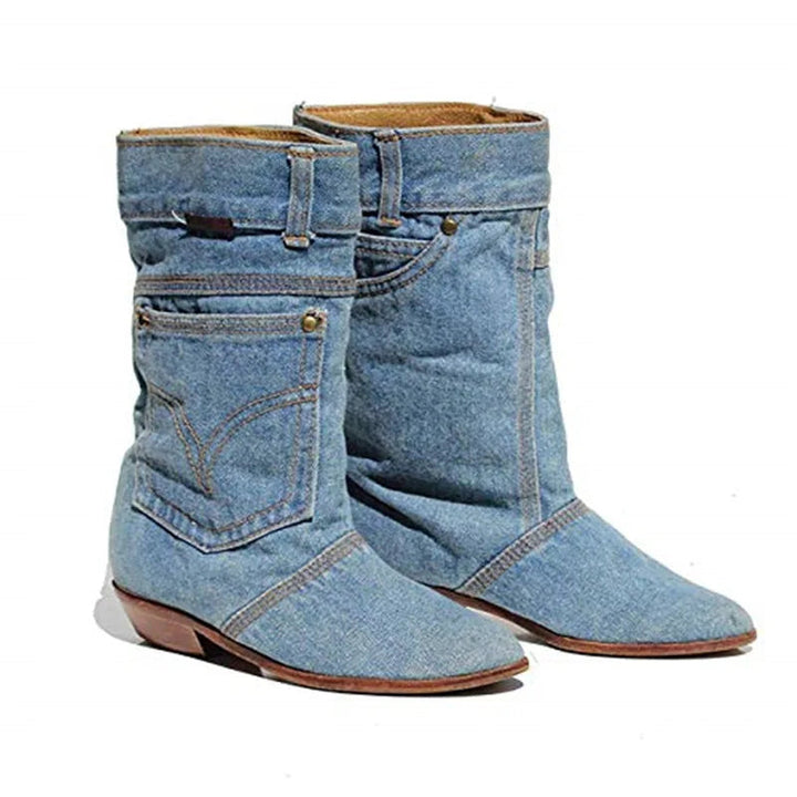 Västerländska jeansstövlar för kvinnor, mellanhöga med veckad design. Passar perfekt för höst och vår.
