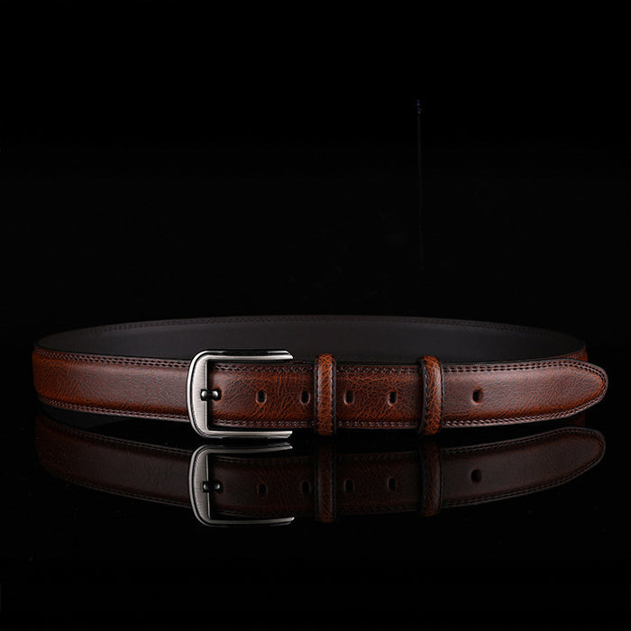 Svart, brunt eller rött minimalistiskt herrbälte med metallspänne. Elegant stil, perfekt accessoar för män.