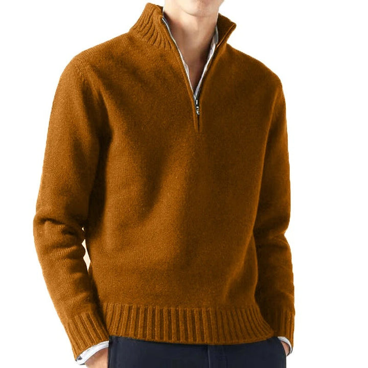 Varm & stilren herrpullover med hög krage. Idealisk för avslappnad eller elegant höst-look.