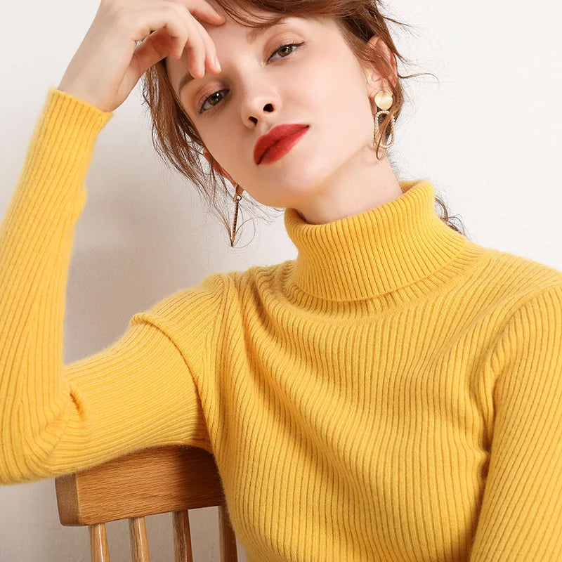 Elegant dam pullover i en storlek. Bekväm stickad tröja för kvinnors vinterkläder och stil.
