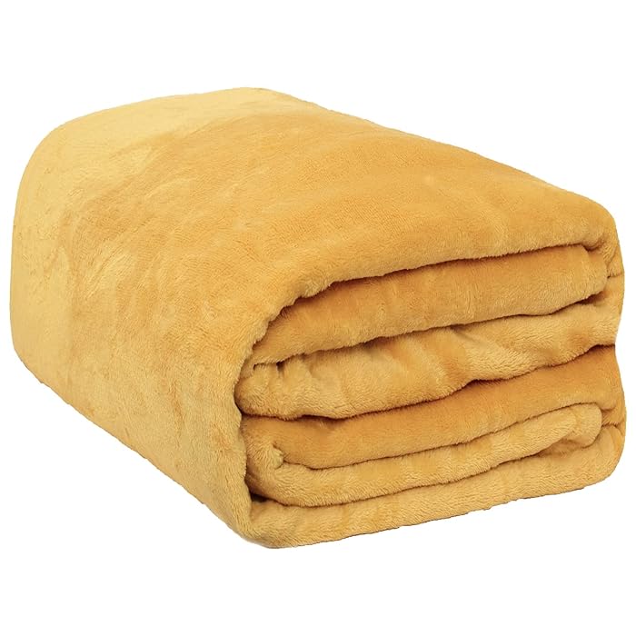 Elegant grå mysfilt för sovrummet, gjord av mjuk korallfleece.