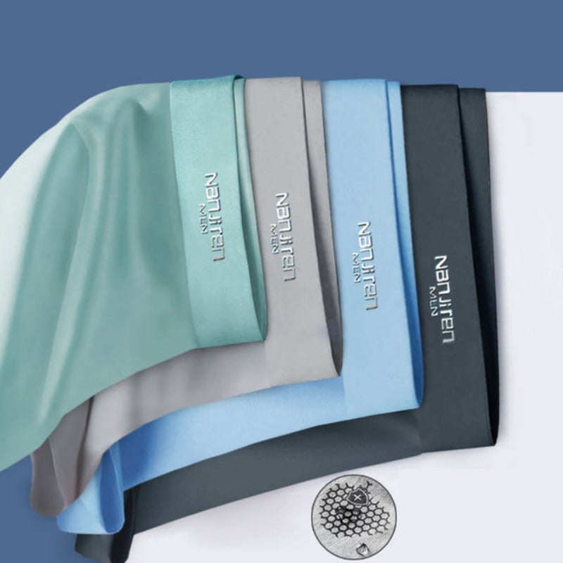 Normal passform herr boxershorts 4-pack. Bekväma underkläder för optimal komfort hela dagen.