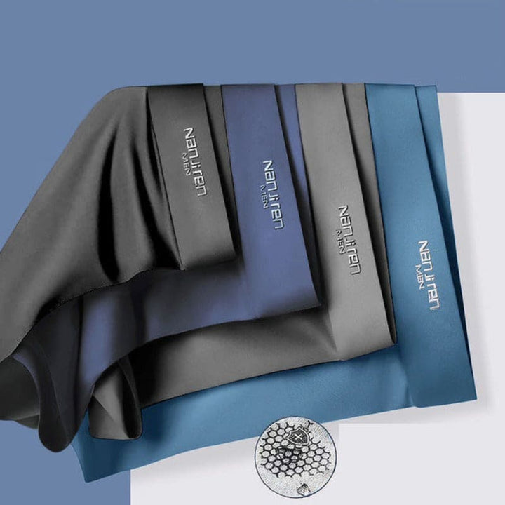 4-pack herrunderkläder boxershorts med mjuk resår. Fukttransporterande och bekväma för vardag.