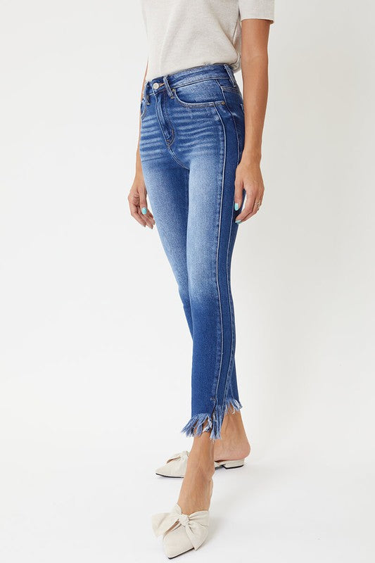 Bakifrån bild av dam skinny jeans med hög midja, framhävande slimfit och sömdetaljer för vardag/fest.