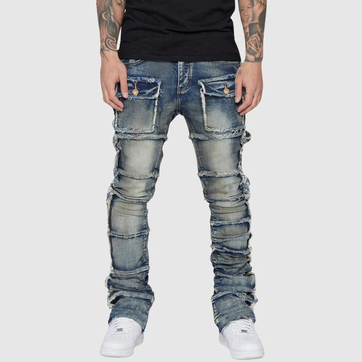 Svarta distressed herrjeans, trendig slimfit. Bekväma modejeans som passar till allt, helår.