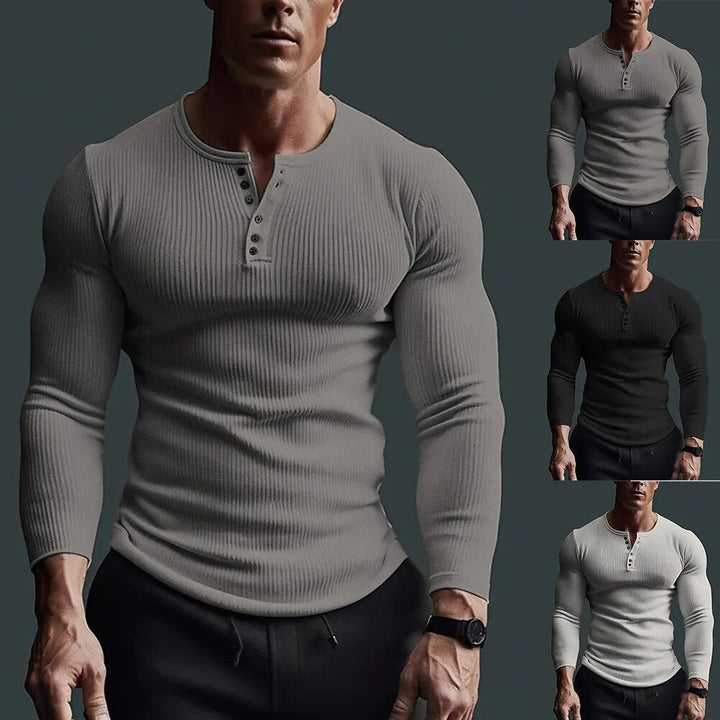 Bekväm och mångsidig herrskjorta Henley, idealisk för både vardag och fest med sin stilrena design.