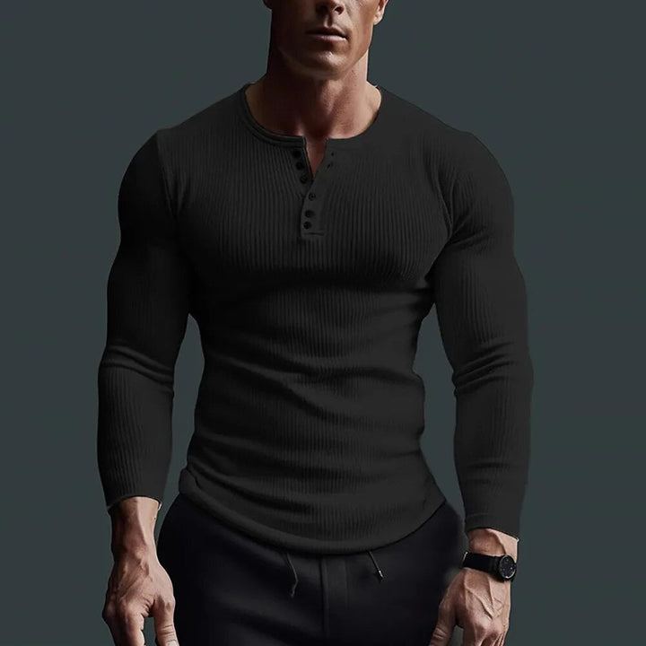Stilren, modern herrskjorta med Henley-krage och slim fit för en uppdaterad och bekväm look.