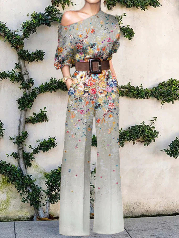 Bekväm kvinnors jumpsuit med avslappnad passform, perfekt för vardagsstil och sommarkläder.