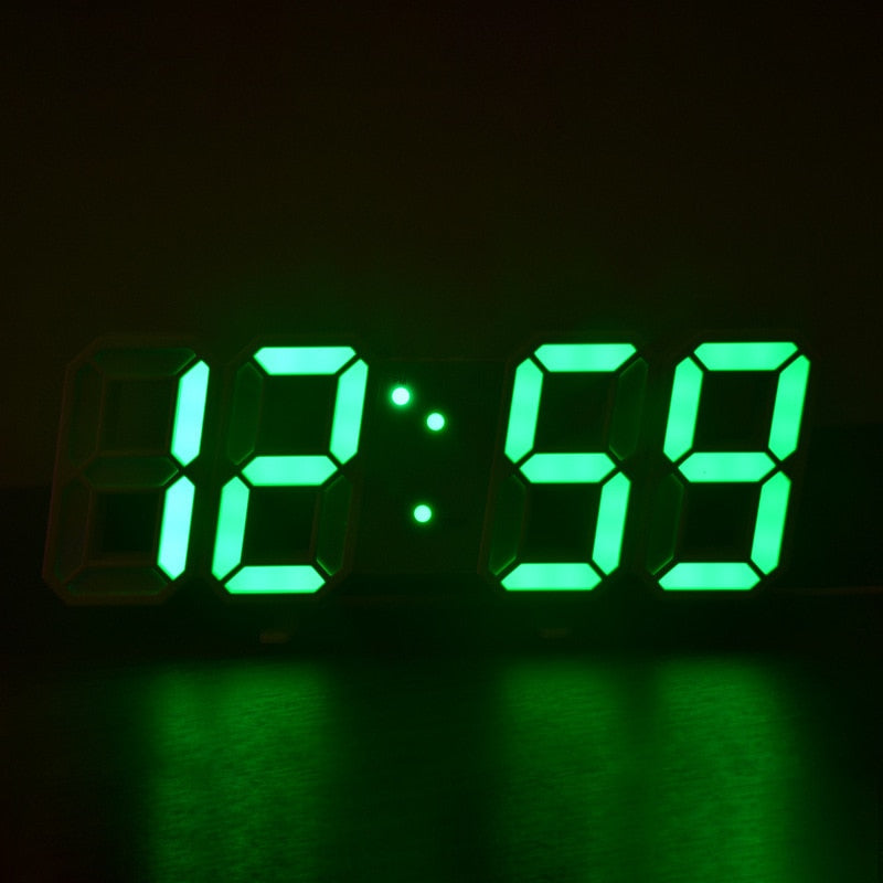 Modern LED väggklocka med justerbar ljusstyrka, tydlig digital display för heminredning