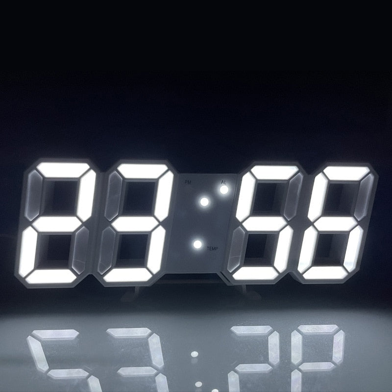 Minimalistisk LED-väggklocka i silver, visar tid och datum, heminredning, lämplig för kontor