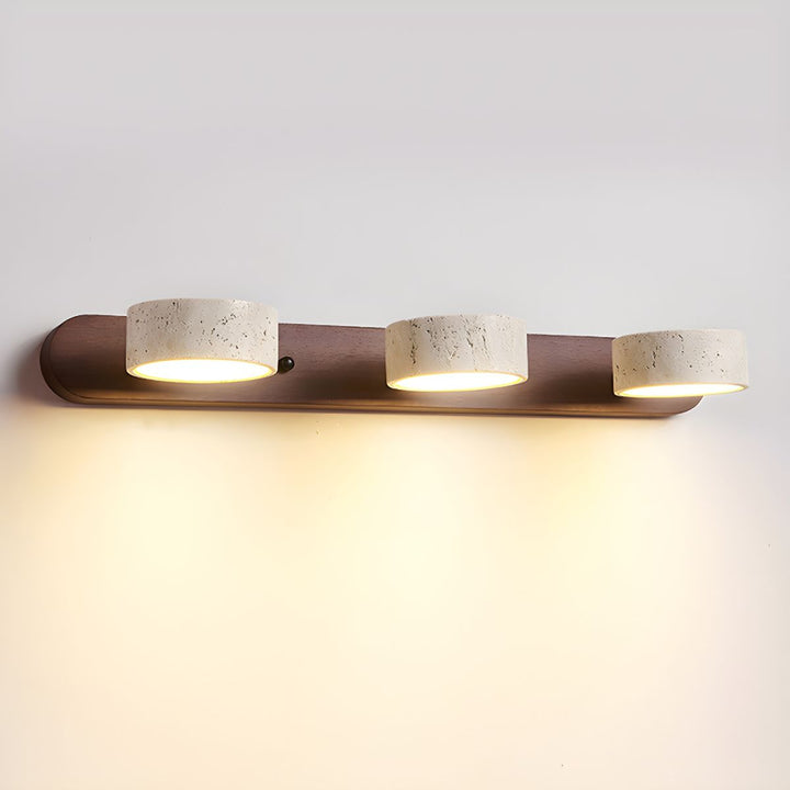Integrerad LED-vägglampa för modern interiör. Flexibel placering i badrum, sovrum eller hall.