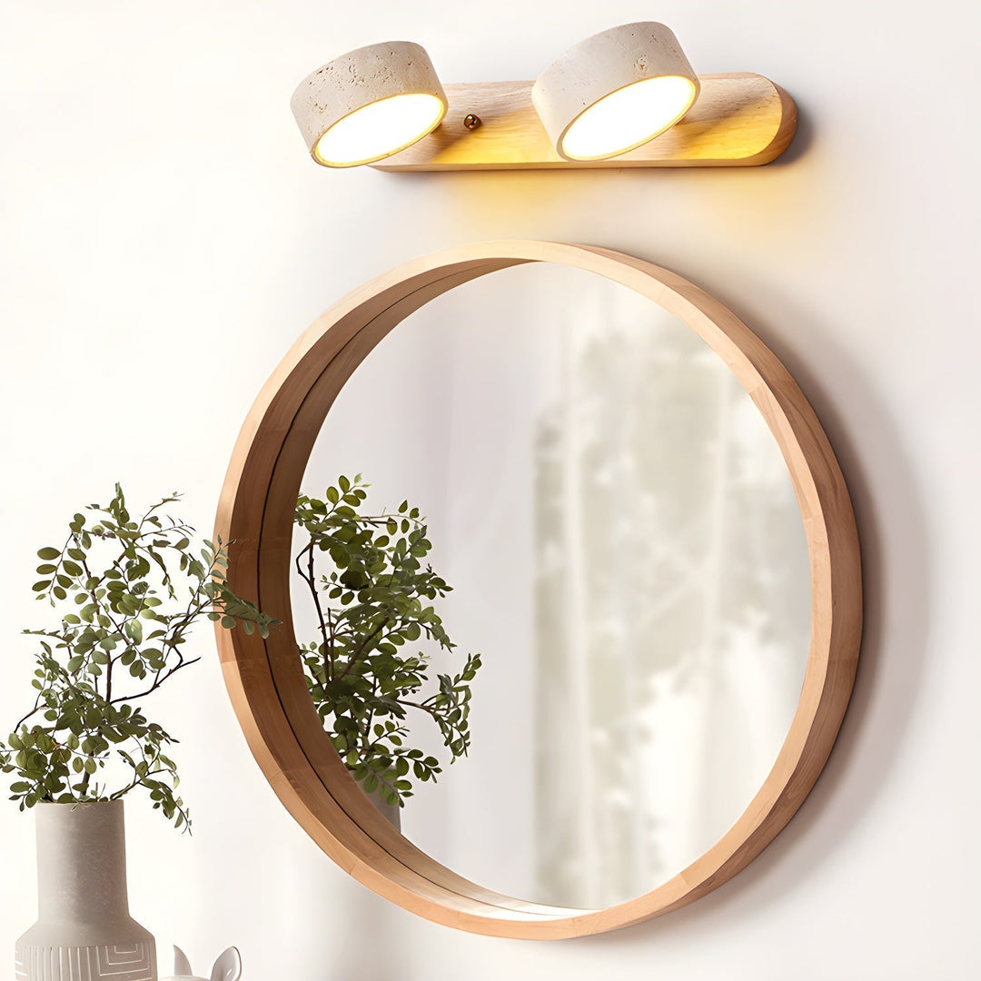 Modern badrumslampa med LED-teknik. Brun design för fuktiga miljöer, enkel montering.