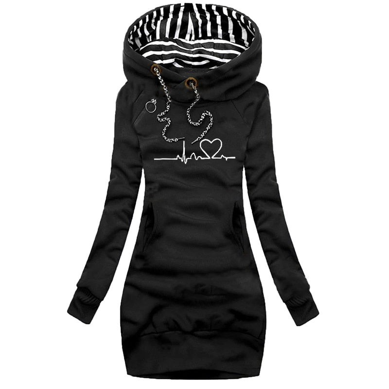 Modern stickad damtröja, bekväm pullover för en elegant vardagsstil. Perfekt för kvinnors höstmode.