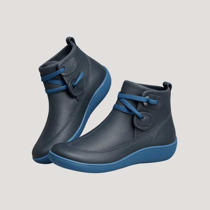 Gråa damankelboots med rem. Moderna, bekväma vårskor som förhöjer din stil och passar vardagsbruk.