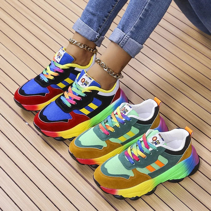 Maskintvättbara dam sneakers för vardag. Erbjuder utmärkt fotstöd och komfort för långa dagar med stil.