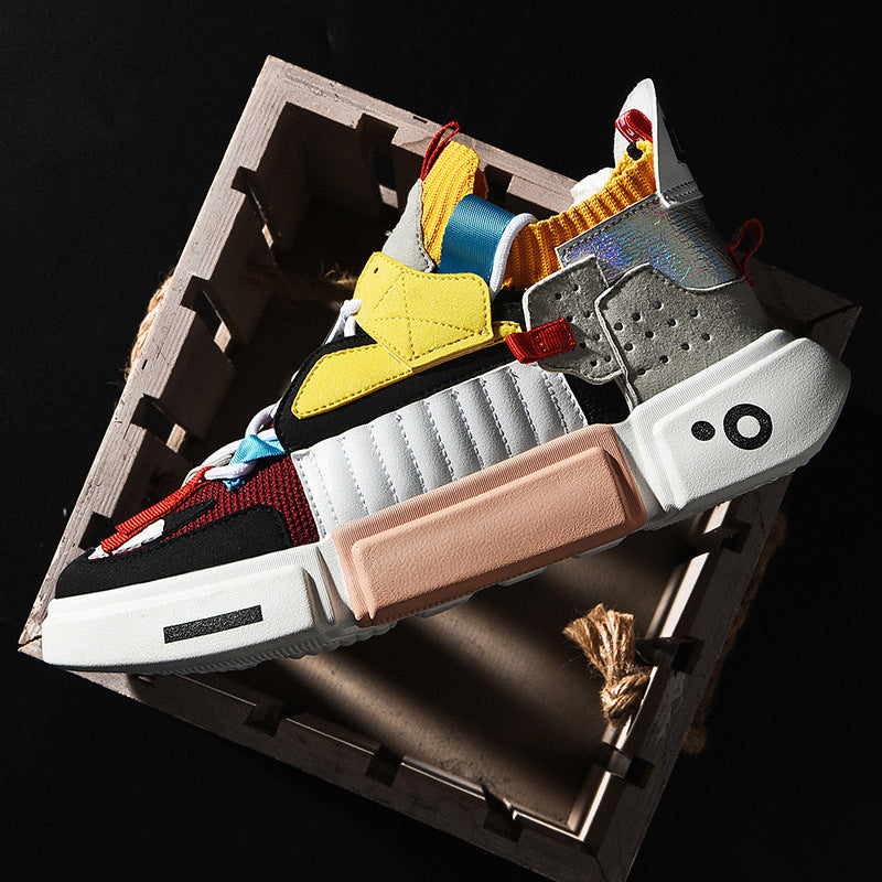 Herrskor: Snygga sneakers på foten. Visa upp din streetstil med dessa trendiga & bekväma sommarskor.