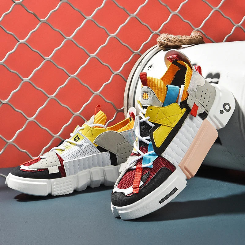 Ett par trendiga herr sneakers, perfekta vardagsskor. Bekväma & stilfulla för vår, sommar och streetstil.