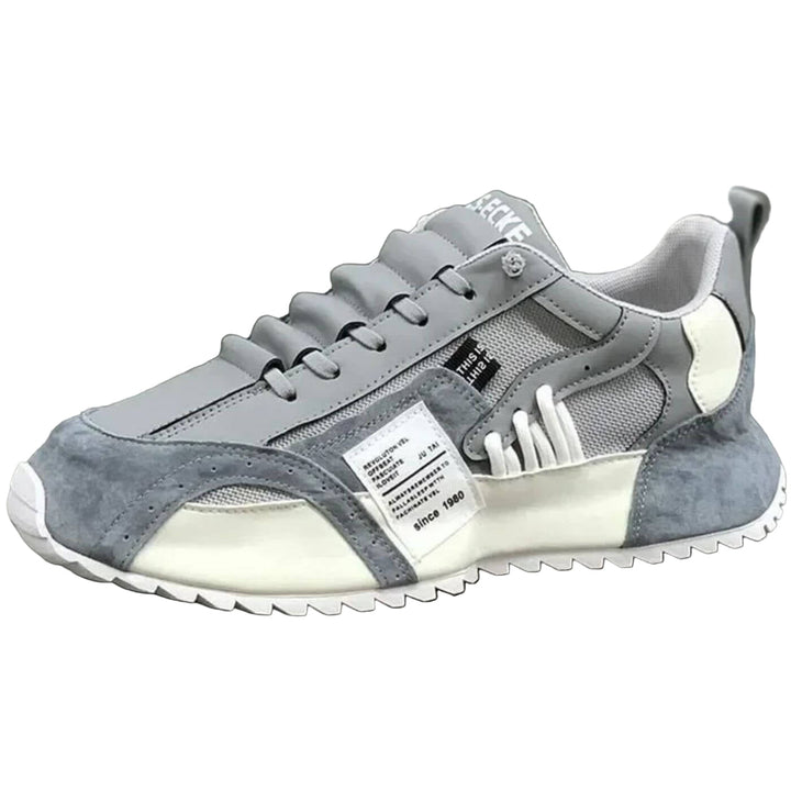 Moderna herrfritidsskor. Bekväma sneakers för vardag och aktiv livsstil, stilrena för vår & sommar.