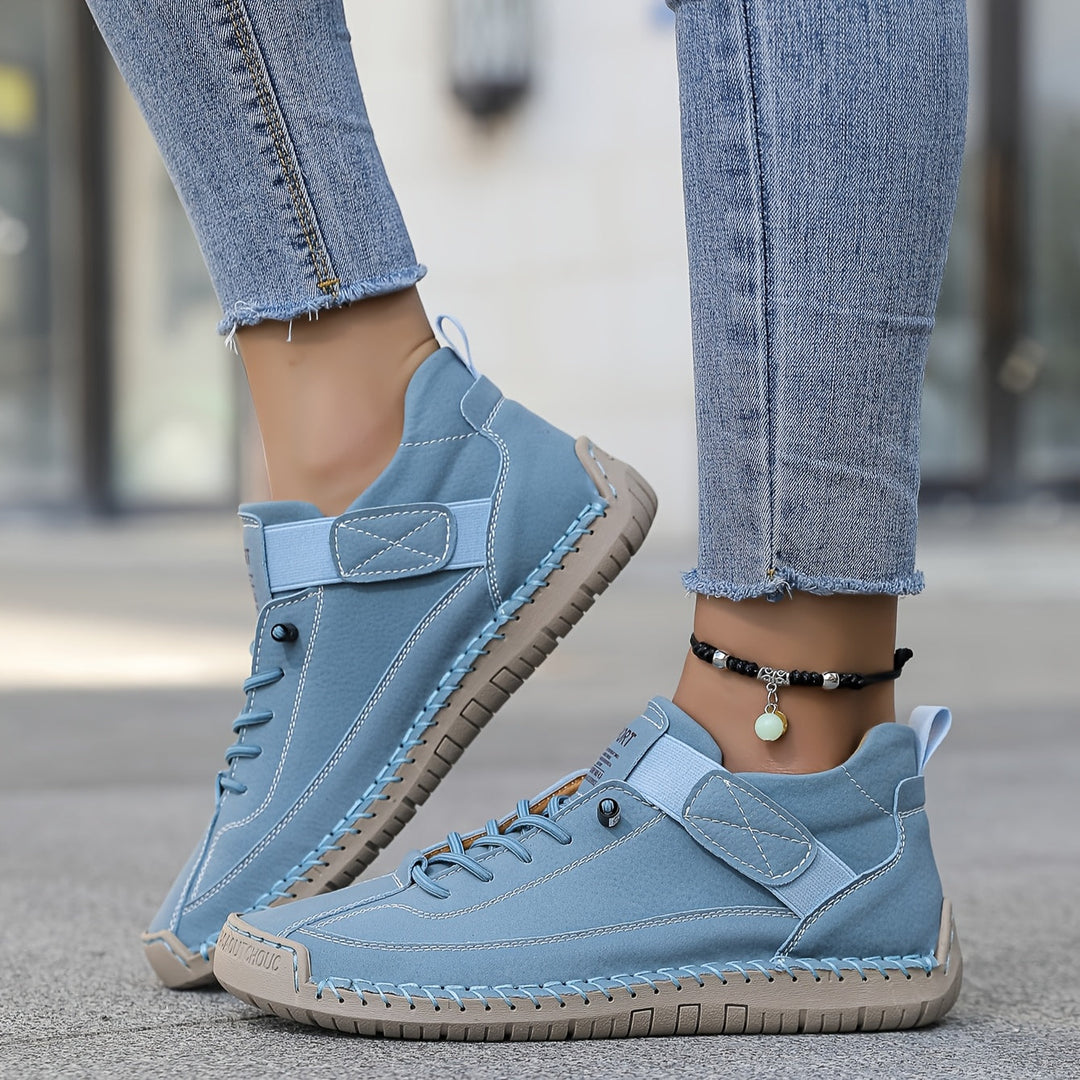 Dam sneakers med trendig design och optimal komfort. Lätta skor för aktiv vardag, perfekta som sommarskor.