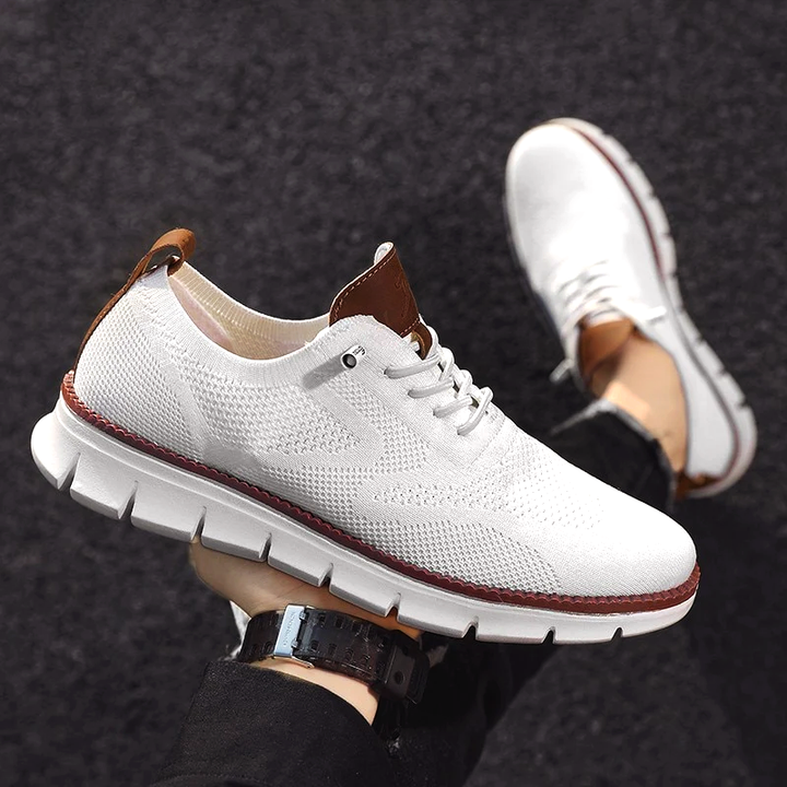Urbana herr sneakers för modern stil. Bekväma fritidsskor, perfekta som vardagsskor för en trendig look.