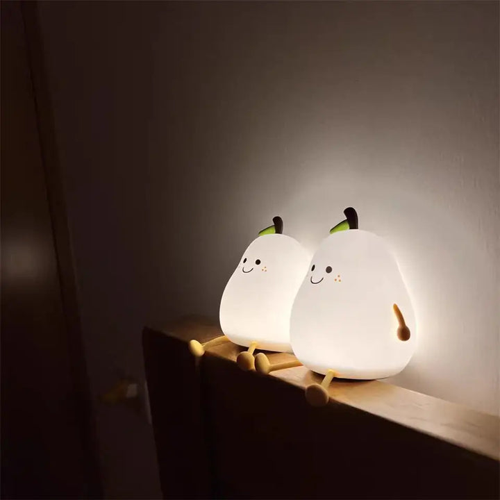 Multifunktionell päronlampa med dimbara LED-färger, perfekt som present eller nattlampa.