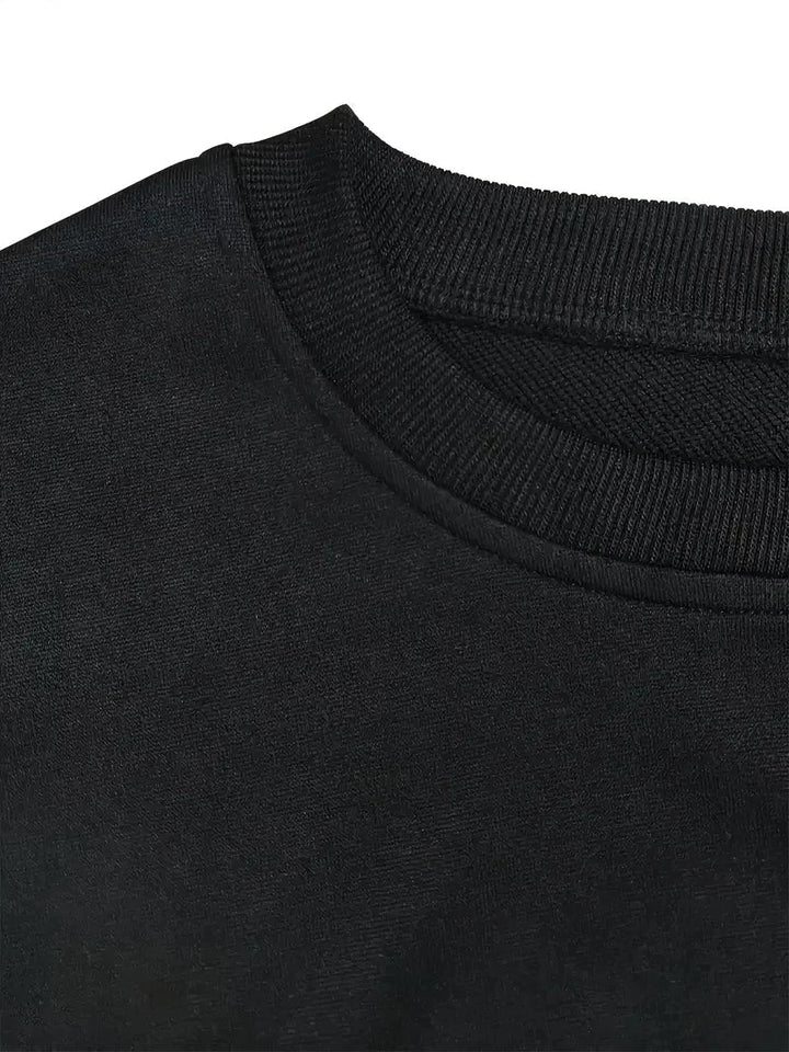 Mjuk dam pullover med charmigt hjärtmotiv. En trendig och mysig tröja för alla tillfällen.