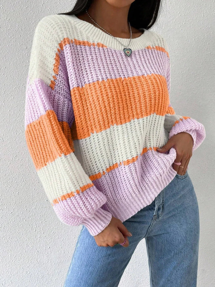 Kvinnors oversized pullover tröja. Mysig & bekväm rundhalsad design, perfekt för elegant höst- & vintermode.