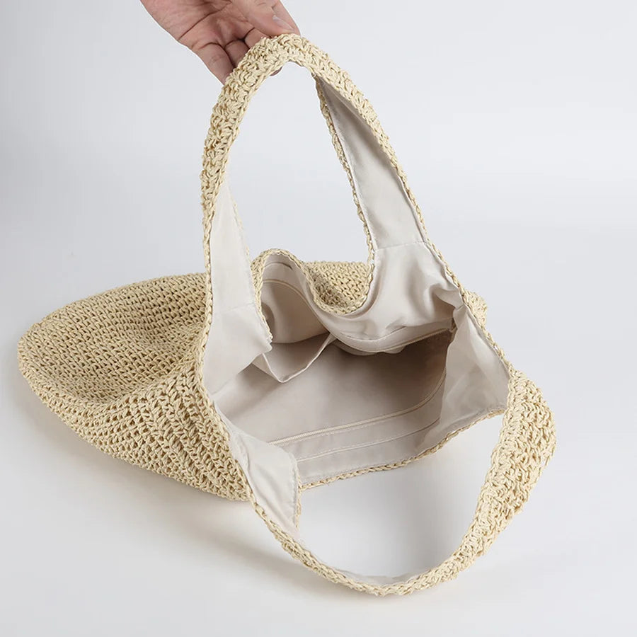 Naturlig solkysst toteväska för dam, perfekt som strandväska eller sommarväska i beige.